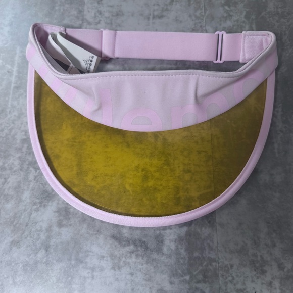 Lululemon Athletica Translucent Visor
Strawberry Milkshake / Orange OS - Picture 4 of 11